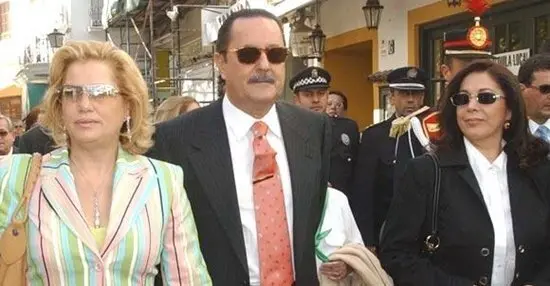 Juli&aacute;n Mu&ntilde;oz Mayte Zald&iacute;var Isabel Pantoja
