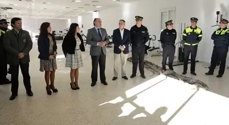 visita gimnasio policia local