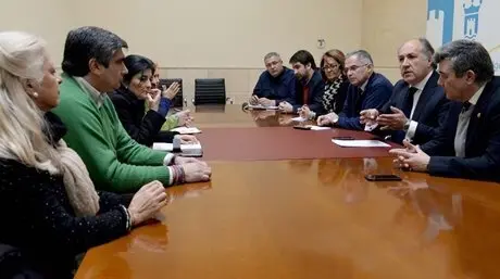 reunion de la junta de portavoces con sindicatos del hospital