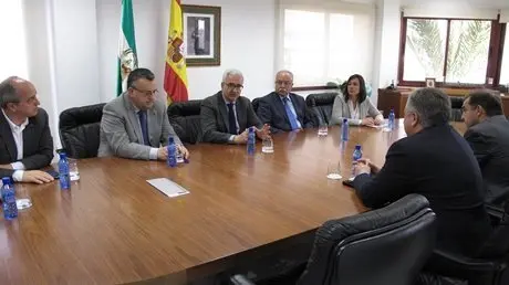 Jimenez Barrios reunido con los responsables de las terminales de contenedores