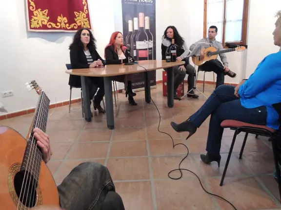 jueves poesia puente1