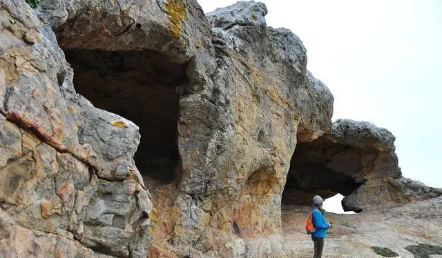 01 - La Cueva Horadada