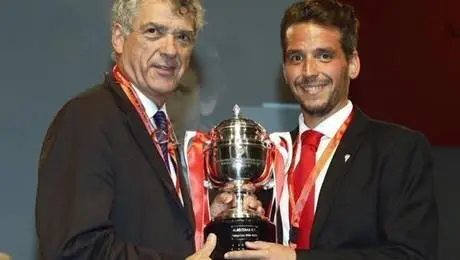 CJ57knFWEAAa1hn