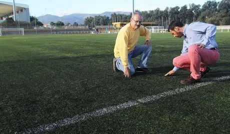 CAMPO FUTBOL LA MENACHA TRABAJOS DEL CESPED ARTIFICIAL