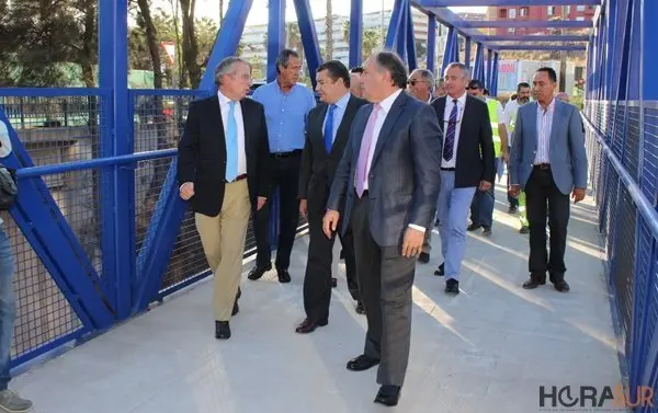 Pasarela centro comercial
