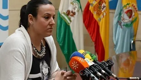 Laura-Ruiz-delegada-de-Educaci&oacute;n
