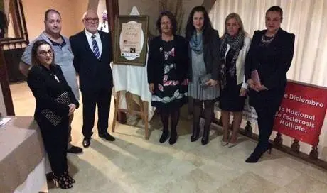 Foto cena ben&eacute;fica Asociaci&oacute;n Esclerosis
