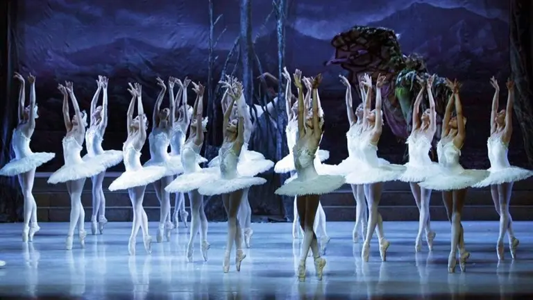 el-lago-de-los-cisnes_1