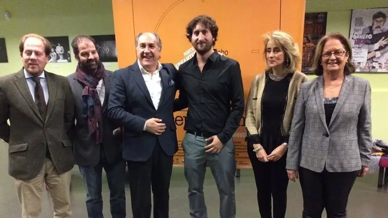 El gobierno local arrop&oacute; el estreno