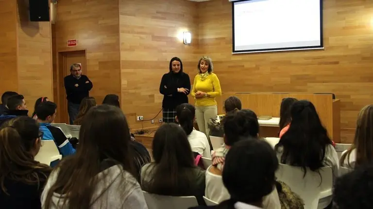 CONOCE TU BIBLIOTECA