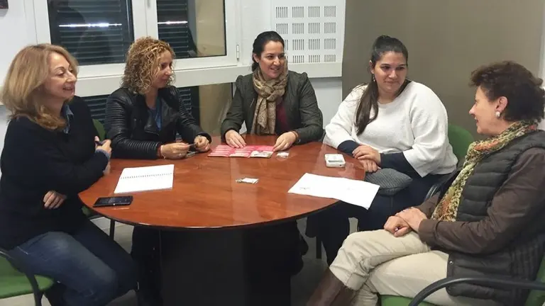 MUJERES TAXISTAS