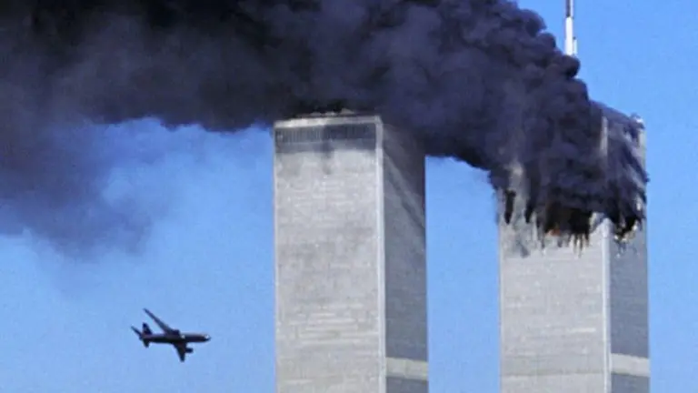 Due&ntilde;os-de-las-Torres-Gemelas-demandaron-a-aerol&iacute;neas-por-da&ntilde;os-en-el-11-S-solo-para-ti-radio