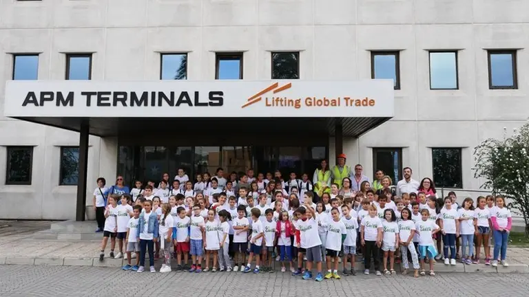 GO GREEN APM TERMINALS (1)