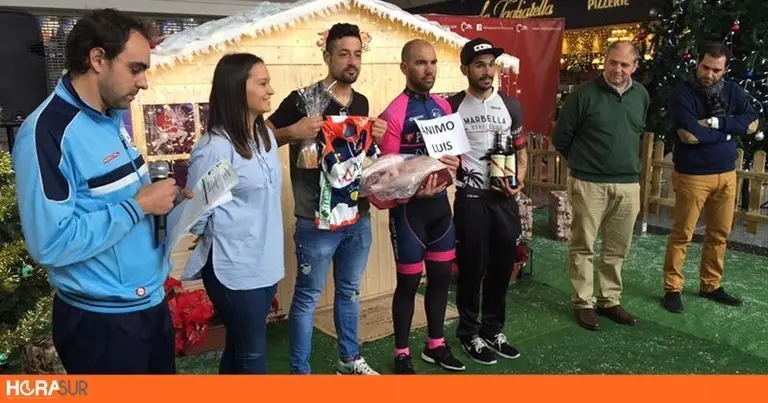 Entrega de pavos en la Carrera del Pavo