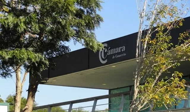 Camara de Comercio Fachada (1)