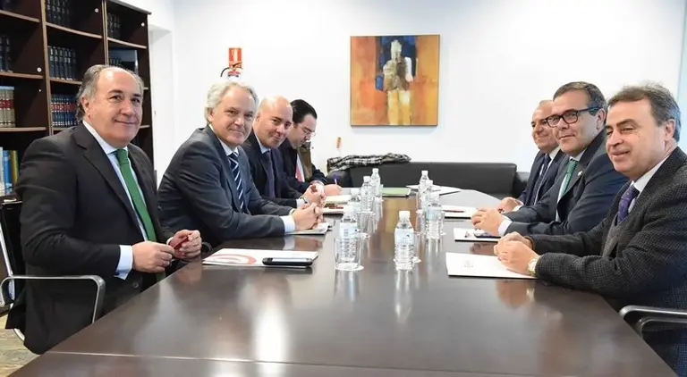 VISITA CAMARA DE COMERCIO