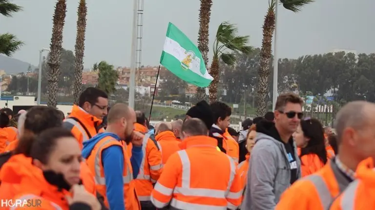 El naranja ha tomado Algecoras para demostrar la unidad de la estiba ante la amenaza de Europa y el Gobierno (33)