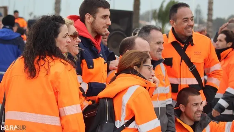 El naranja ha tomado Algecoras para demostrar la unidad de la estiba ante la amenaza de Europa y el Gobierno (34)