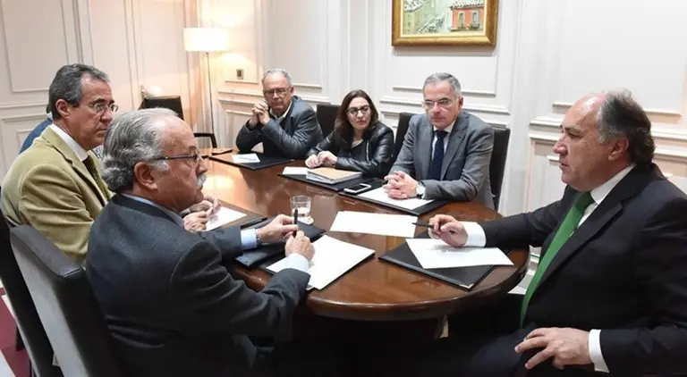 REUNION CON MORON