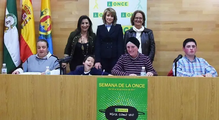 LECTURA EN BRAILLE DENTRO DEL PROGRAMA DE LA SEMANA DE LA ONCE