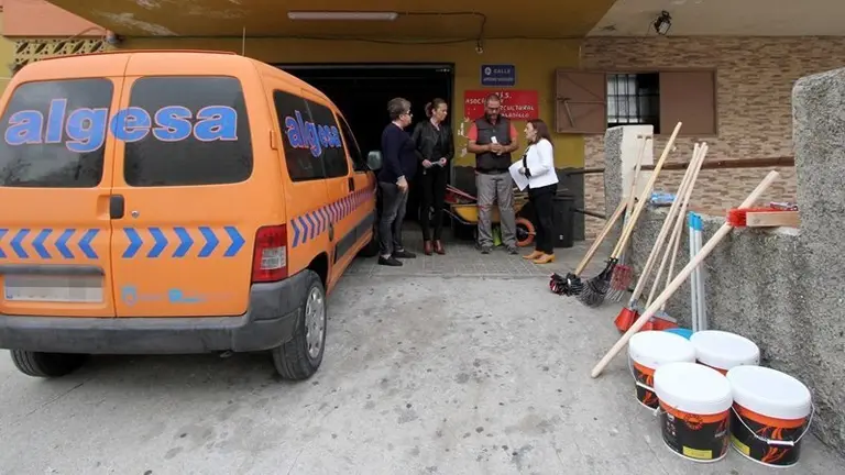 ENTREGA PRODUCTOS LIMPIEZA ASOCIACION INTERCULTURAL SALADAILLO 035