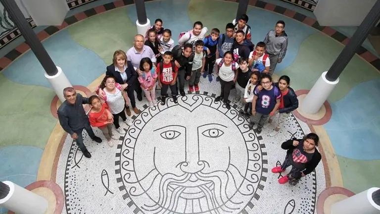 VISITA COLEGIO ANDALUCIA EDIFICIO PEREZ VILLALTA
