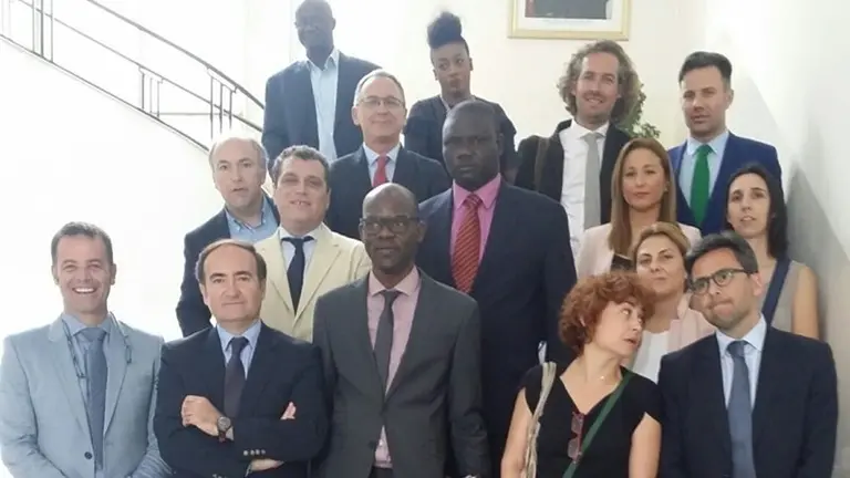 Misi&oacute;n Senegal. Visita Puerto de Dakar