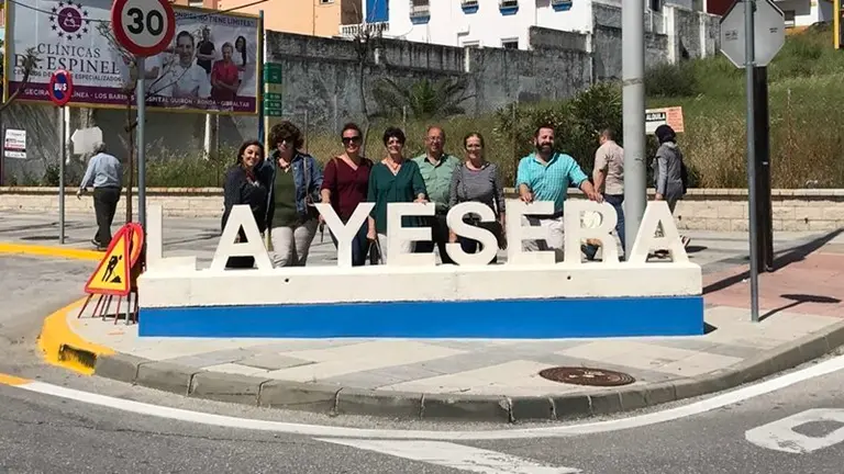 COLOCACION DEL NOMBRE A LA BARRIADA