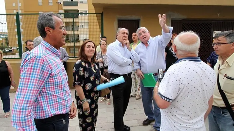 VISITA URBANIZACION TORREALMIRANTE