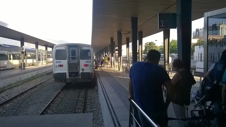 Linea Ferrea Estaci&oacute;n Algeciras