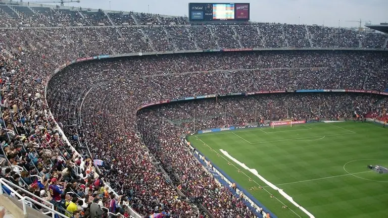 football-stadium-62891_1280
