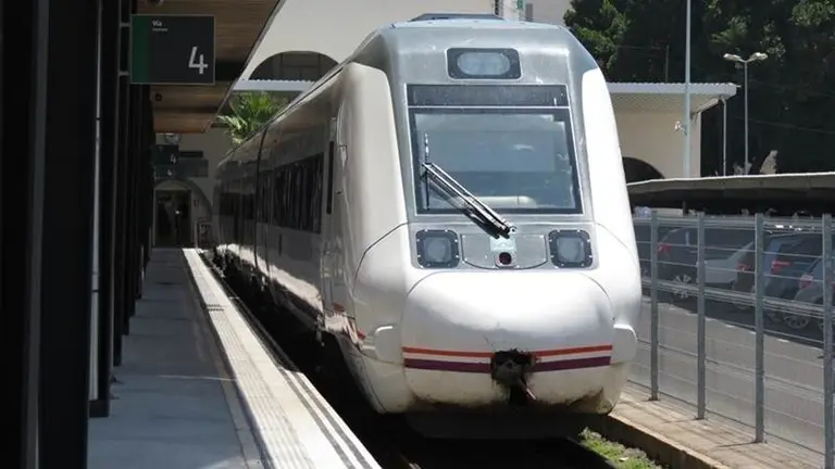 Estacion ADIF Algeciras5, Mar2013