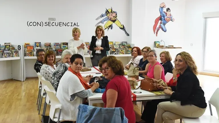 CENTRO DOCUMENTAL TALLER PARA USUARIOS DE LA BIBLIOTECA