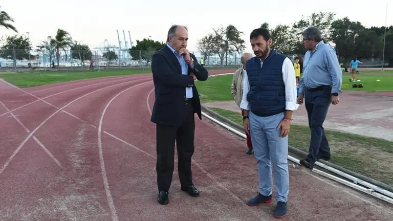 VISITA FUTURAS OBRAS PISTA DE ATLETISMO