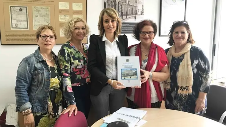 ASOCIACION JULIA TRADUCTA