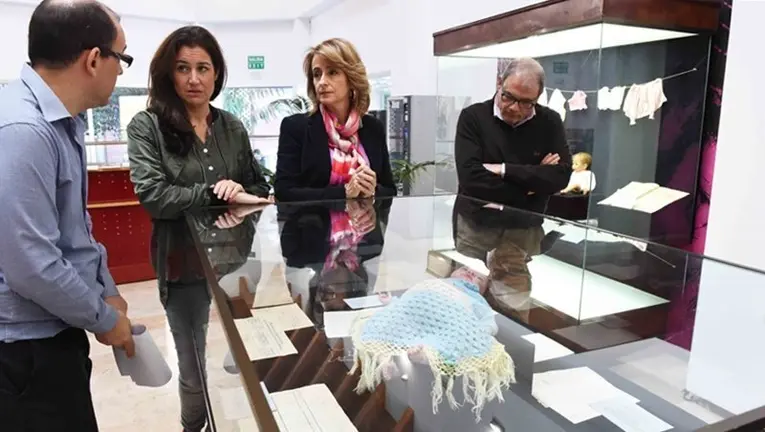 EXPOSICION NINOS EXPOSITO