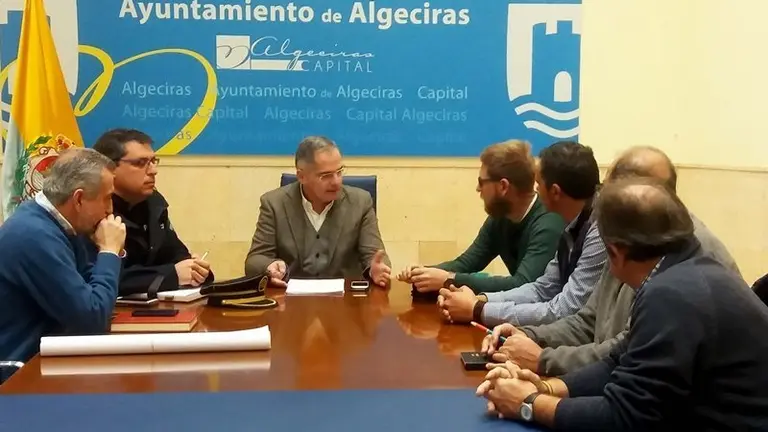 REUNION TAXISTAS