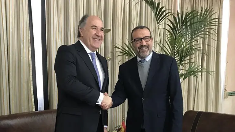 REUNI&Oacute;N ALCALDE TANGER 3