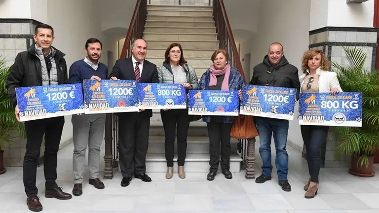 ENTREGA RECAUDACION CARRERA SOLIDARIA