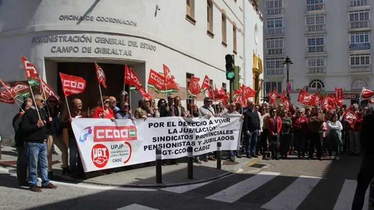 Una imagen de la concentraci&oacute;n por las pensiones Foto algecirasnoticias.com