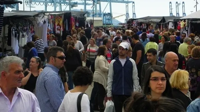 Mercadillo en el Llano Amarillo