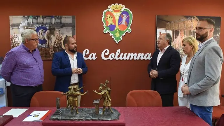 Landaluce durante la Presentaci&oacute;n del nuevo proyecto de la Hdad. de la Columna
