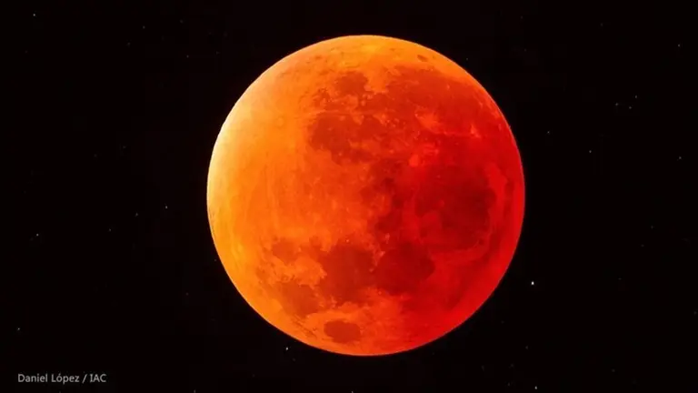 Una Luna de Sangre
