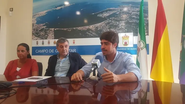 Presentacion de la escuela de radio