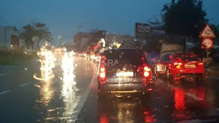 Primeras lluvias de oto&ntilde;o en Algeciras