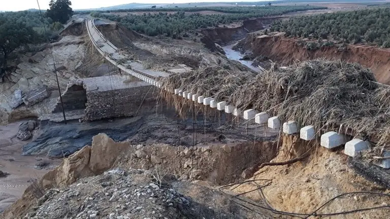 Estado de las v&iacute;as en el tramo Campillos - Bobadilla
