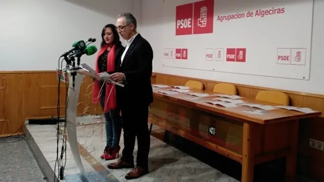 Juan Lozano y Roc&iacute;o Arrabal en rueda de prensa
