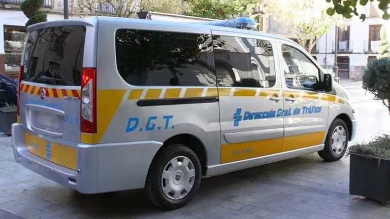 Veh&iacute;culo de la DGT