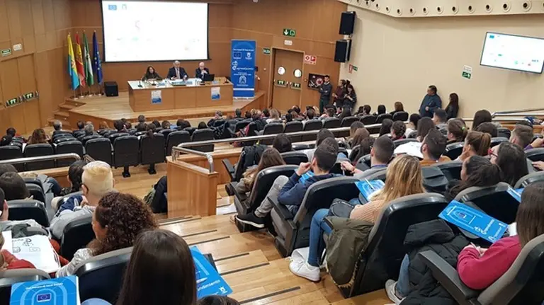 Landaluce, Gema Perez y Diego de Salas, en la apertura del Congreso