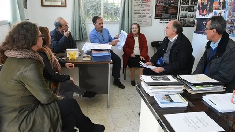 REUNI&Oacute;N CON LA ASOCIACI&Oacute;N DE VECINOS VIRGEN DE LA PALMA